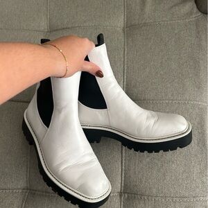 Sam Edelman Chelsea boots